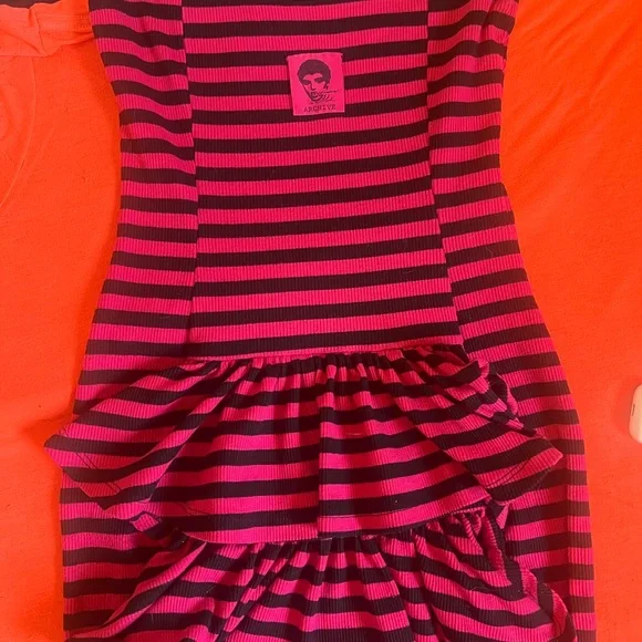 Betsey Johnson Striped Pink and Black bustle body con Women's Dress - Picture 7 of 9